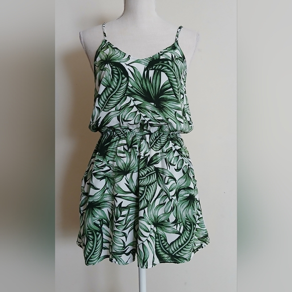 H&M Pants - H&M Divided Green Palm Leaf Print Sleeveless Romper